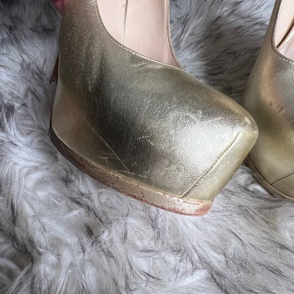 Ysl Yves Saint Laurent Gold Tribute Pump Heel - Picture 5 of 9